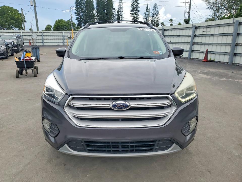 2017 FORD ESCAPE SE — Фото 5 из 13