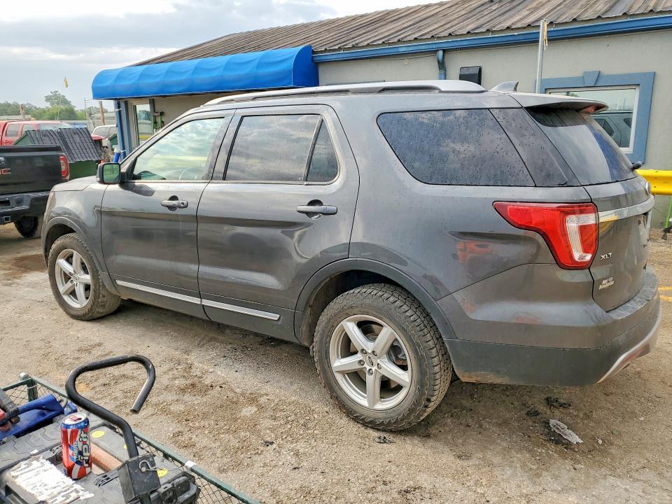 2017 FORD EXPLORER XLT — Фото 2 из 13