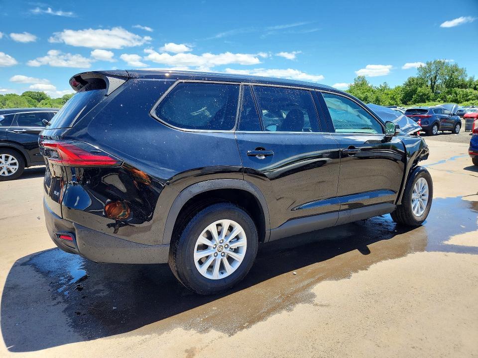 2025 TOYOTA GRAND HIGHLANDER XLE — Фото 3 из 14