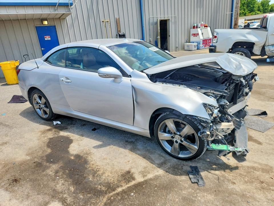 JTHFF2C28B2515206 2011 LEXUS IS photo no. 4