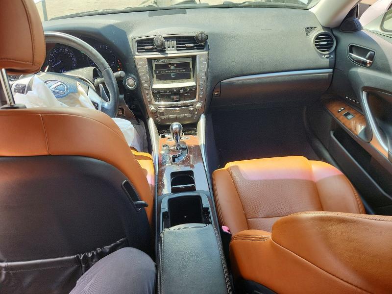JTHFF2C28B2515206 2011 LEXUS IS photo no. 8
