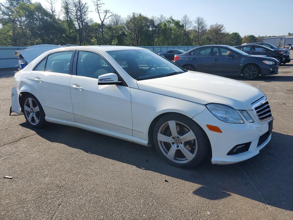 WDDHF8HBXBA503446 2011 MERCEDES-BENZ E photo no. 4