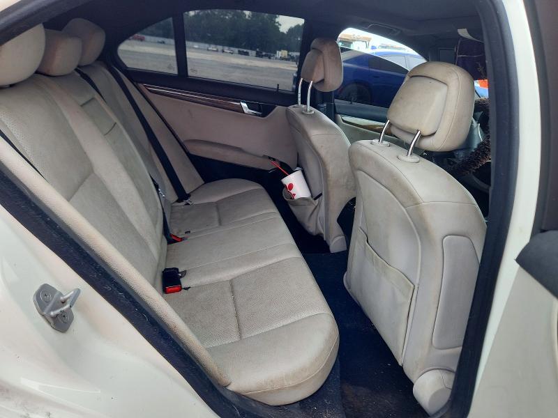 2011 MERCEDES-BENZ C 350 — Фото 10 из 12