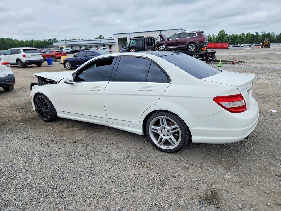 2011 MERCEDES-BENZ C 350 — Фото 2 из 12
