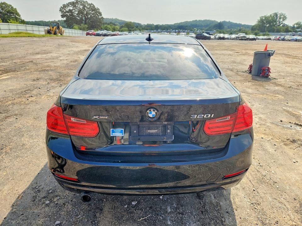2014 BMW 320 I XDRIVE — Фото 6 из 12
