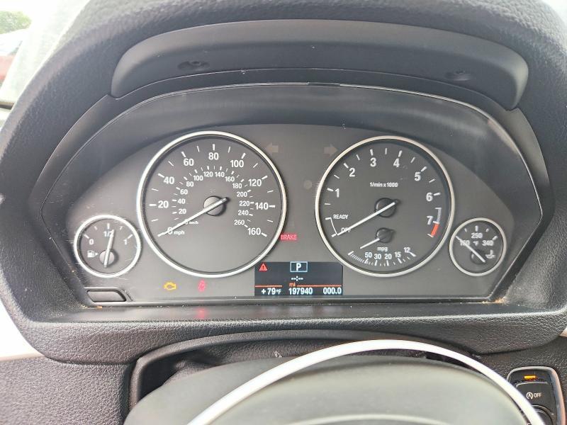 2014 BMW 320 I XDRIVE — Фото 9 из 12
