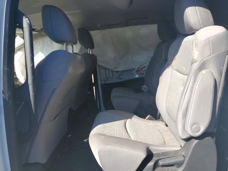 2025 TOYOTA SIENNA LE — Фото 11 из 13
