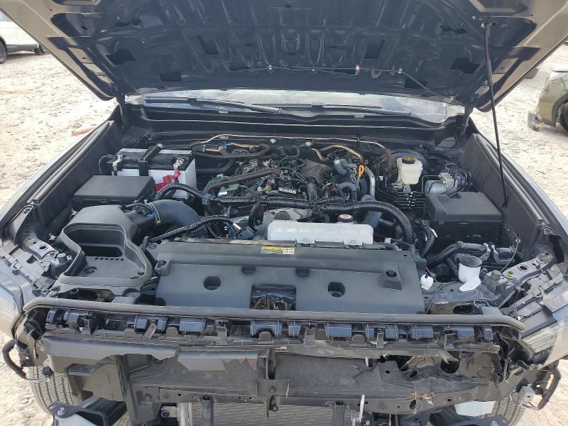 2025 TOYOTA TACOMA SR5 — Фото 12 из 13