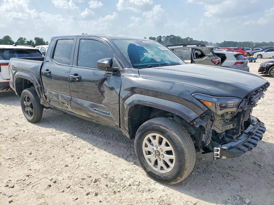 2025 TOYOTA TACOMA SR5 — Фото 4 из 13