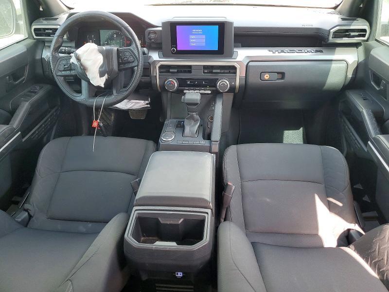 2025 TOYOTA TACOMA SR5 — Фото 8 из 13