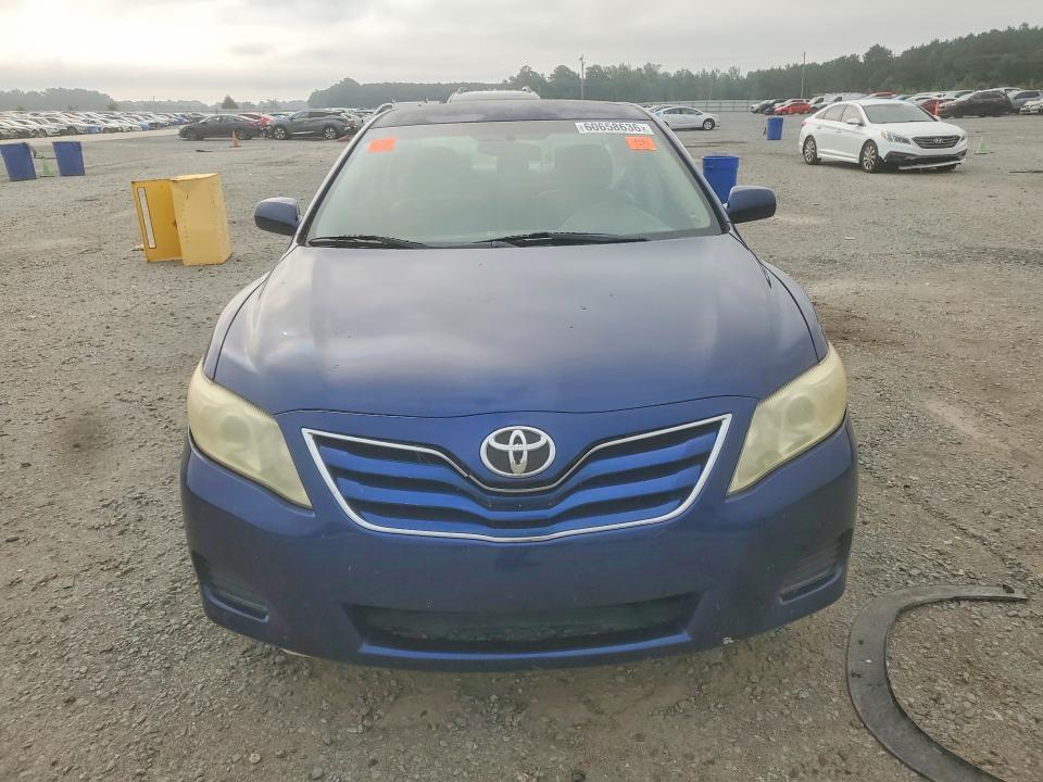 2011 TOYOTA CAMRY LE — Фото 5 из 12