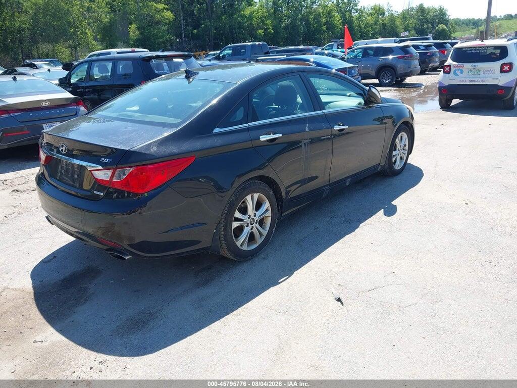 5NPEC4AB9BH298932 2011 HYUNDAI SONATA photo no. 4