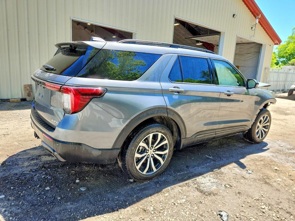 2026 FORD EXPLORER ST-LINE — Фото 3 из 13
