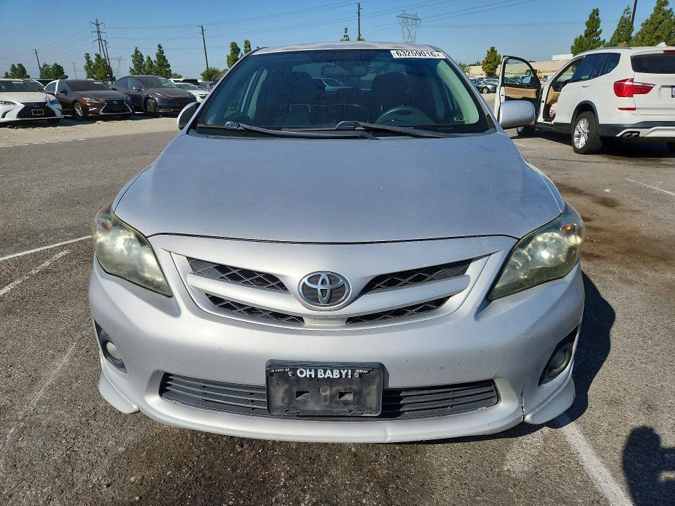 2T1BU4EE5BC613698 2011 TOYOTA COROLLA photo no. 5