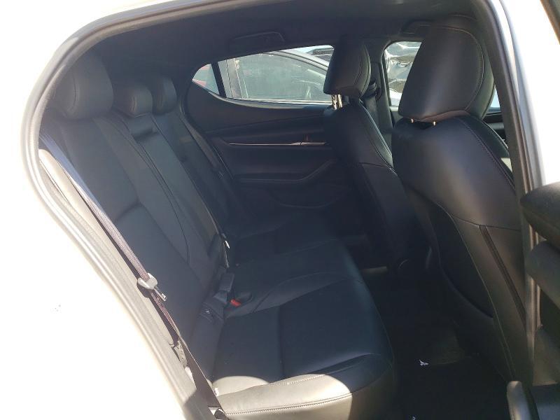 2021 MAZDA 3 SELECT — Фото 10 из 12
