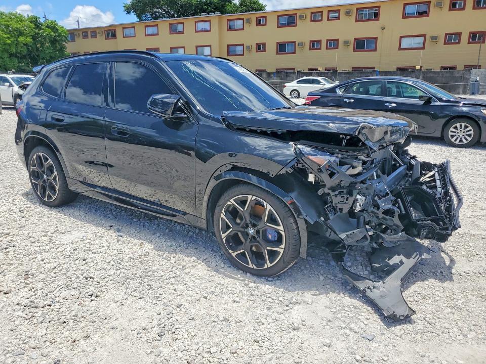 2026 BMW X1 M35I — Фото 4 из 12