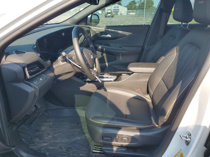 2026 BUICK ENVISTA AVENIR — Фото 7 из 14