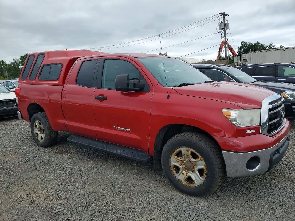 2011 TOYOTA TUNDRA DOUBLE CAB SR5 — Фото 4 из 12