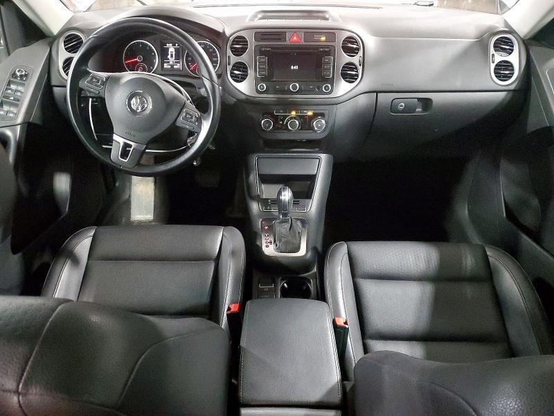 2011 VOLKSWAGEN TIGUAN S — Фото 8 из 12