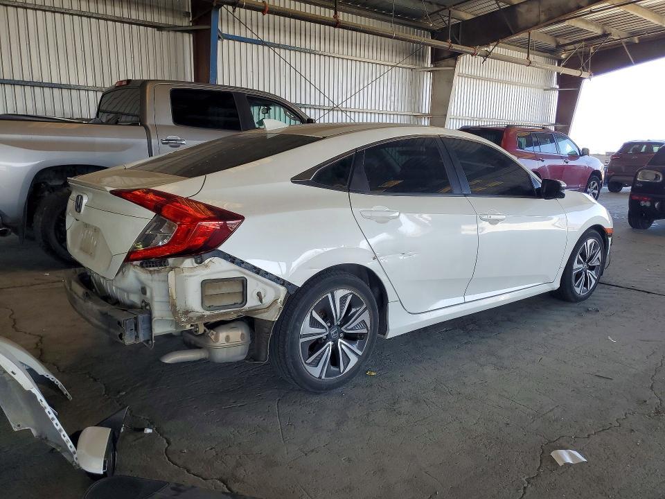 19XFC1F34HE209589 2017 HONDA CIVIC photo no. 3