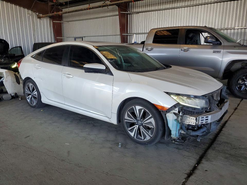 19XFC1F34HE209589 2017 HONDA CIVIC photo no. 4