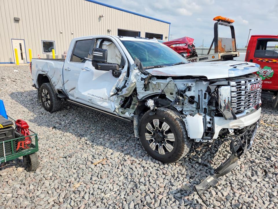 2026 GMC SIERRA K2500 DENALI — Фото 4 из 12