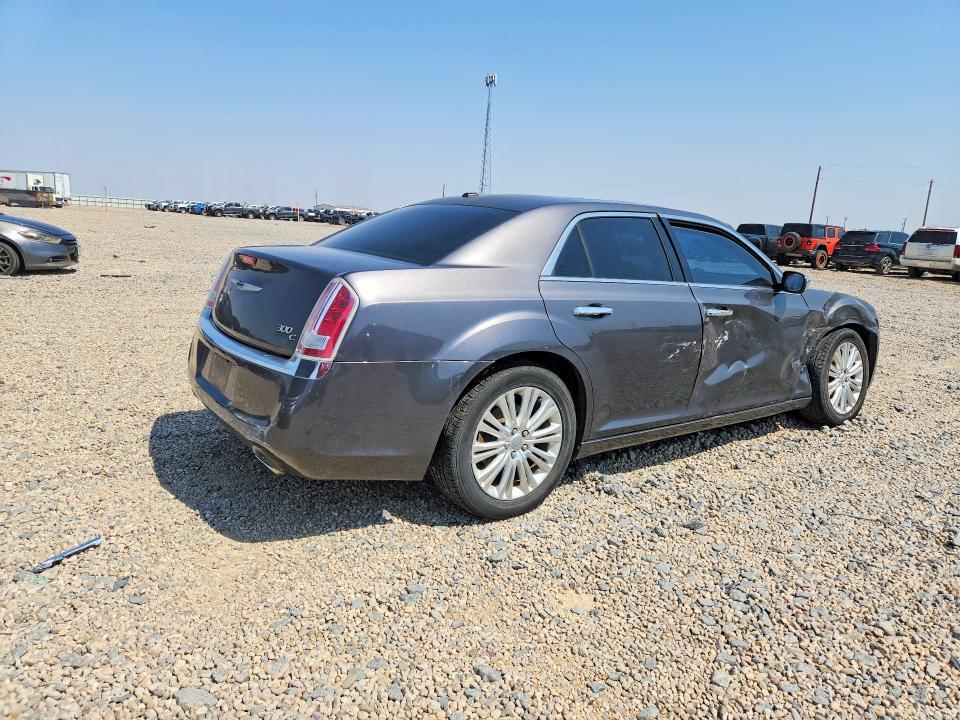 2C3CCAKG3EH120841 2014 CHRYSLER 300C photo no. 3