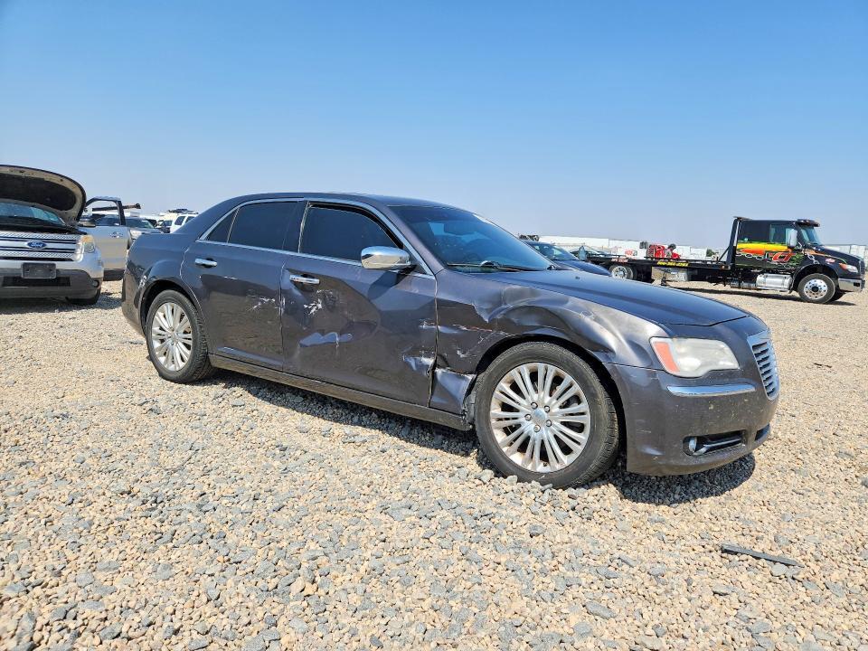 2C3CCAKG3EH120841 2014 CHRYSLER 300C photo no. 4