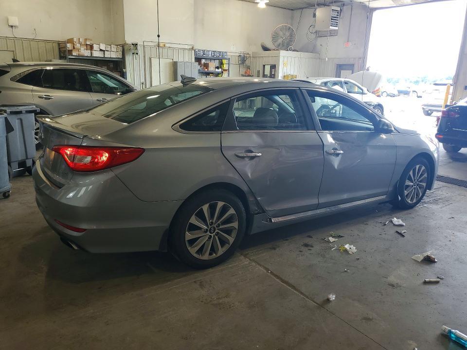 2017 HYUNDAI SONATA SPORT — Фото 3 из 12