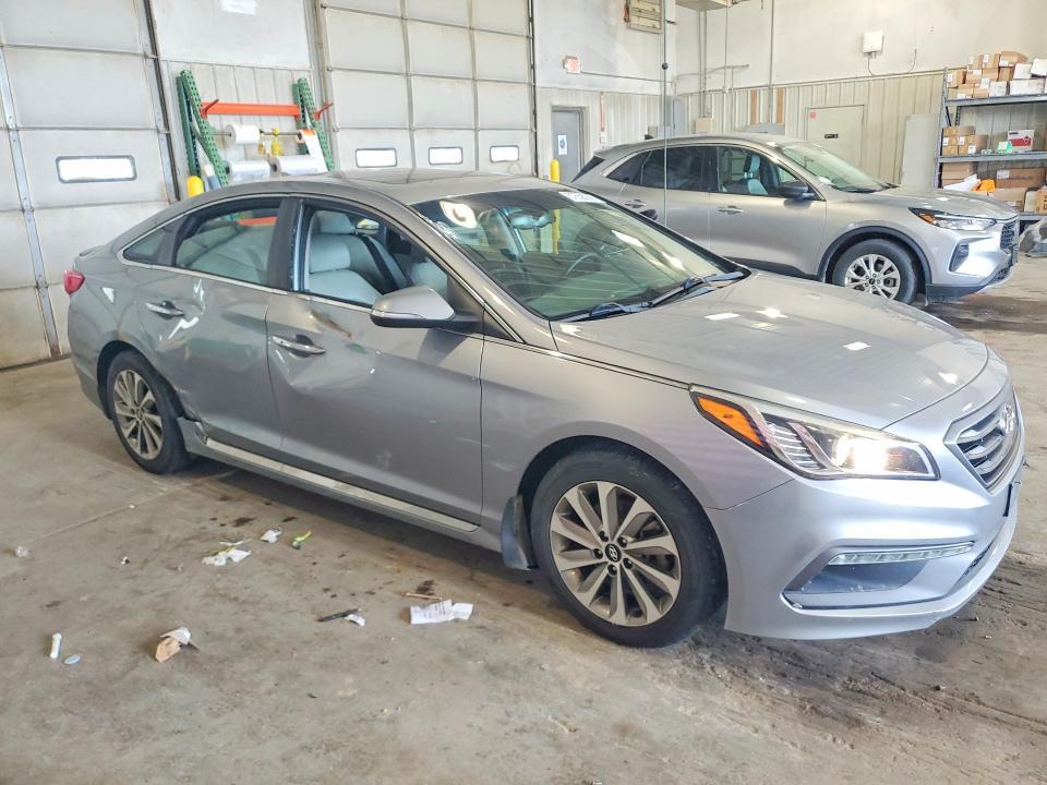 2017 HYUNDAI SONATA SPORT — Фото 4 из 12