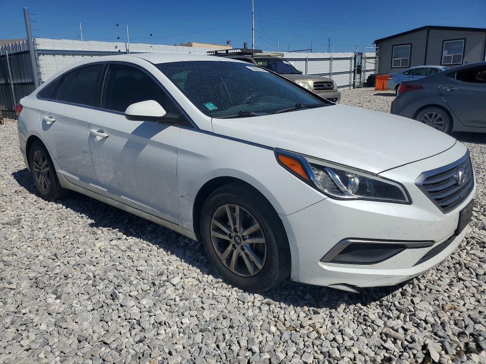 2017 HYUNDAI SONATA SE — Фото 4 из 12