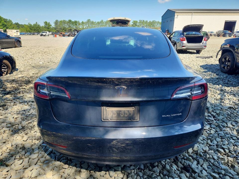 2021 TESLA MODEL 3 — Фото 6 из 12