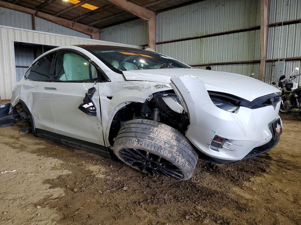 5YJXCDE29MF321579 2021 TESLA MODEL X photo no. 4