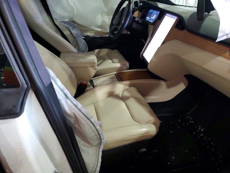 5YJXCDE29MF321579 2021 TESLA MODEL X photo no. 8