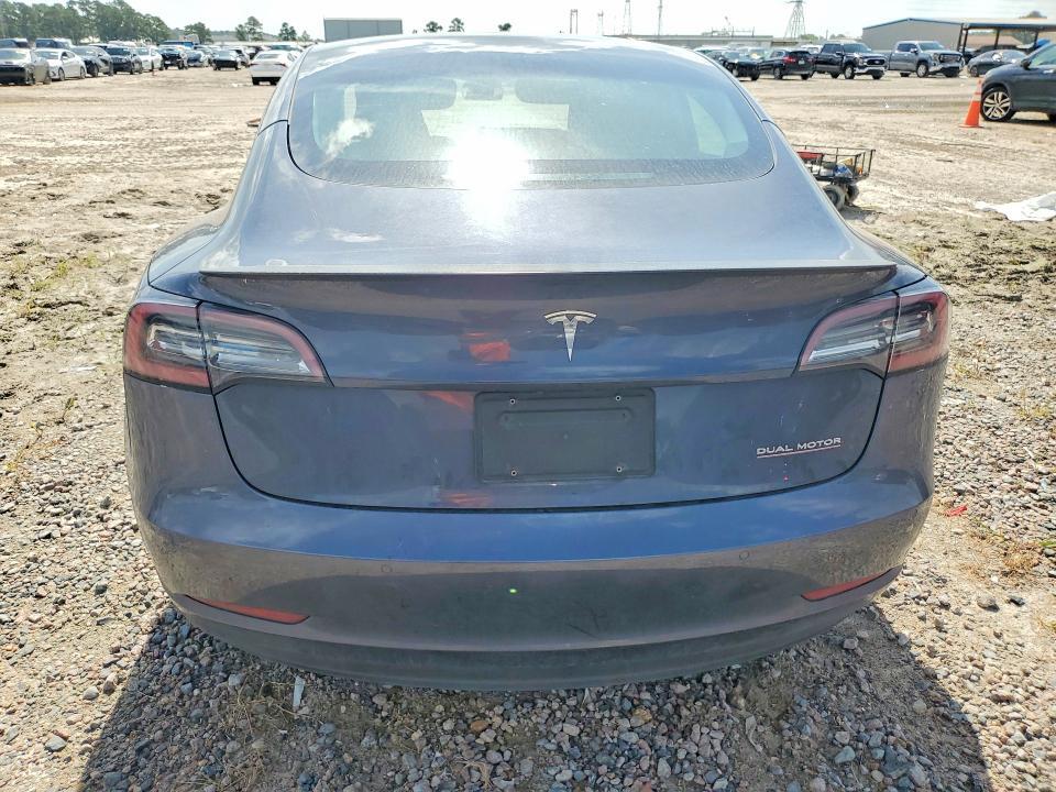 2021 TESLA MODEL 3 — Фото 6 из 12