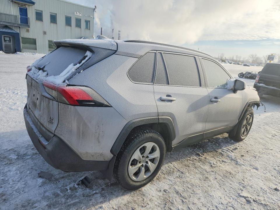 2021 TOYOTA RAV4 LE — Фото 3 из 12