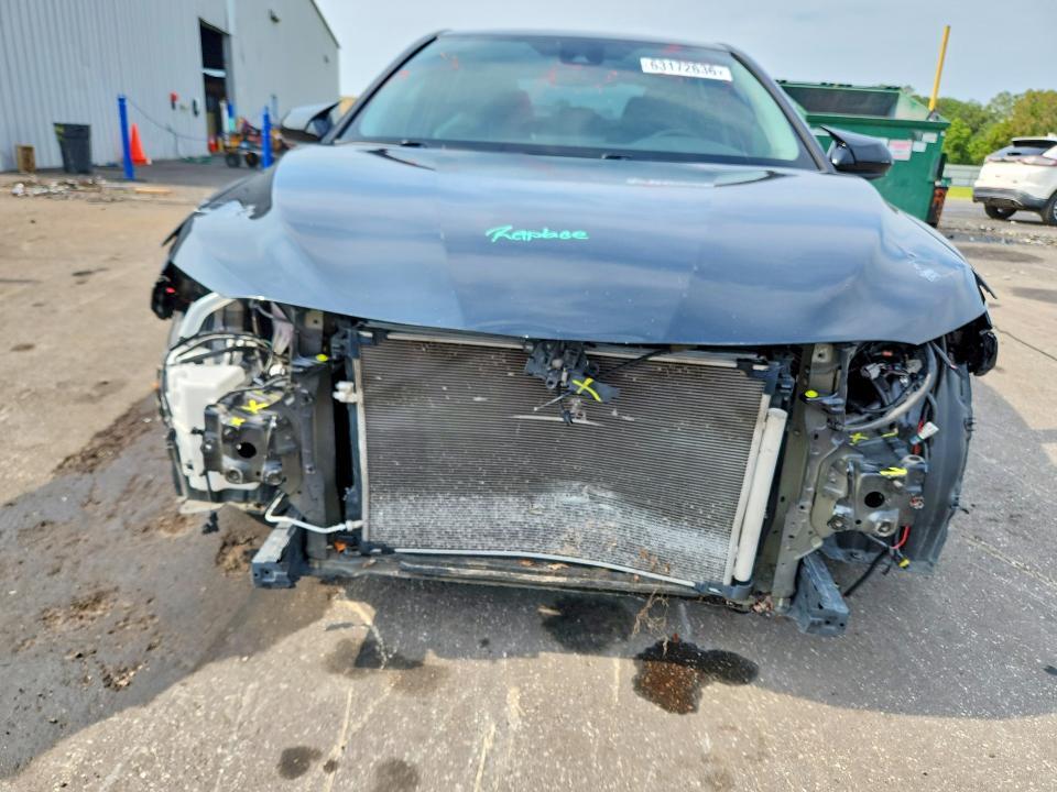 2021 TOYOTA CAMRY SE — Фото 5 из 12