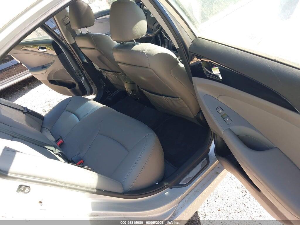 5NPEC4AC6BH113342 2011 HYUNDAI SONATA photo no. 8