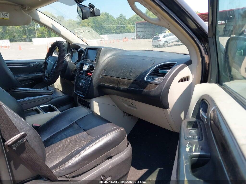 2A4RR8DG7BR684065 2011 CHRYSLER TOWN & COUNTRY photo no. 5
