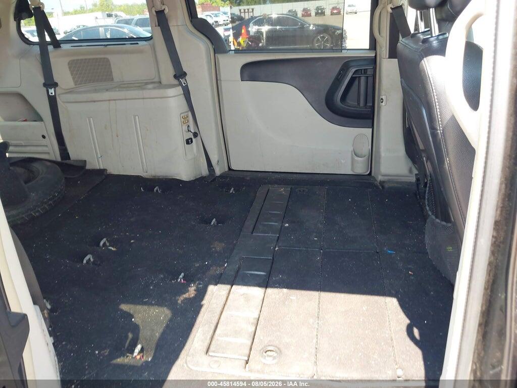2A4RR8DG7BR684065 2011 CHRYSLER TOWN & COUNTRY photo no. 8