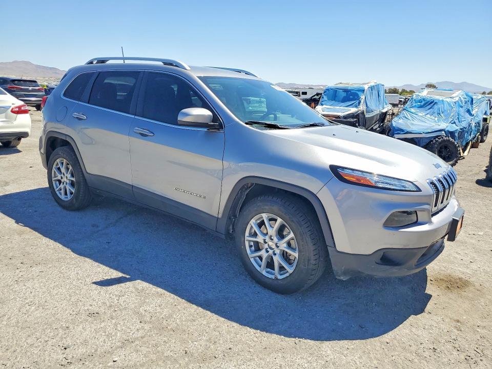 2017 JEEP CHEROKEE LATITUDE — Фото 4 из 13