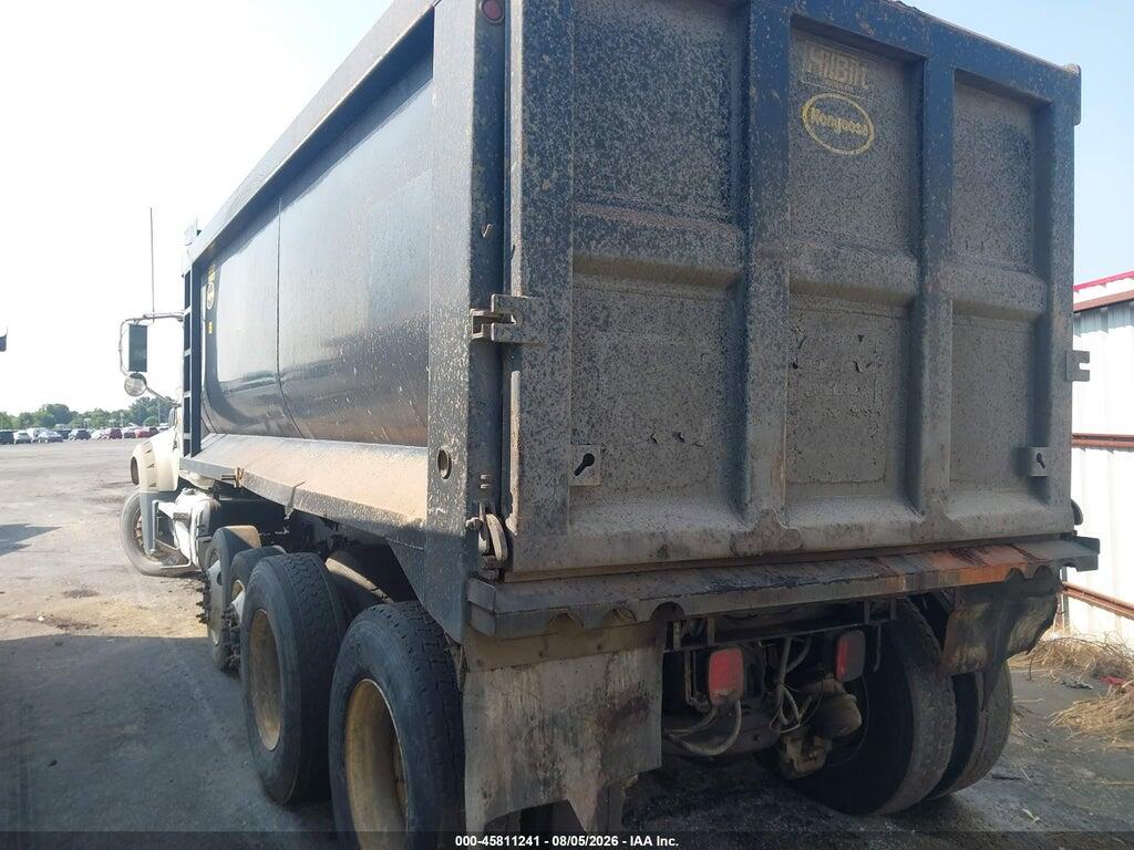 1M2AX04C2BM010234 2011 MACK 700 photo no. 3