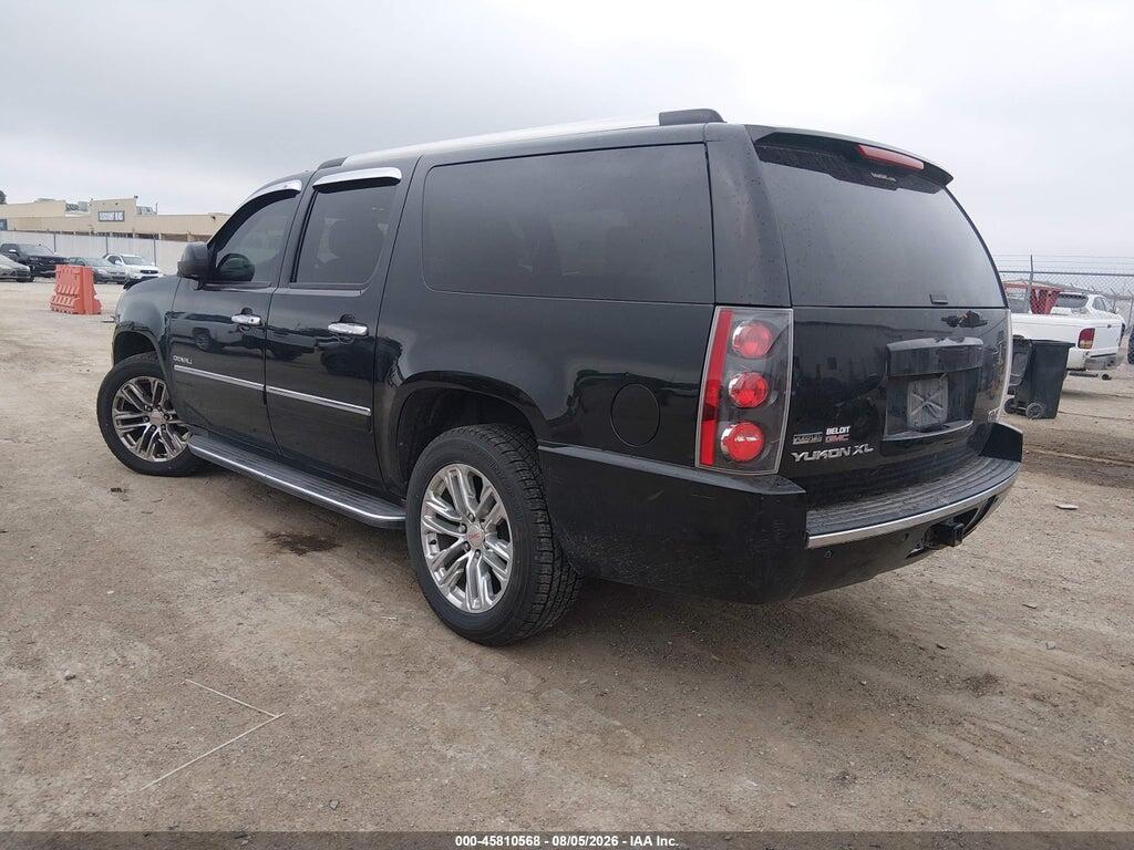 1GKS2MEF9BR399548 2011 GMC YUKON XL 1500 photo no. 3