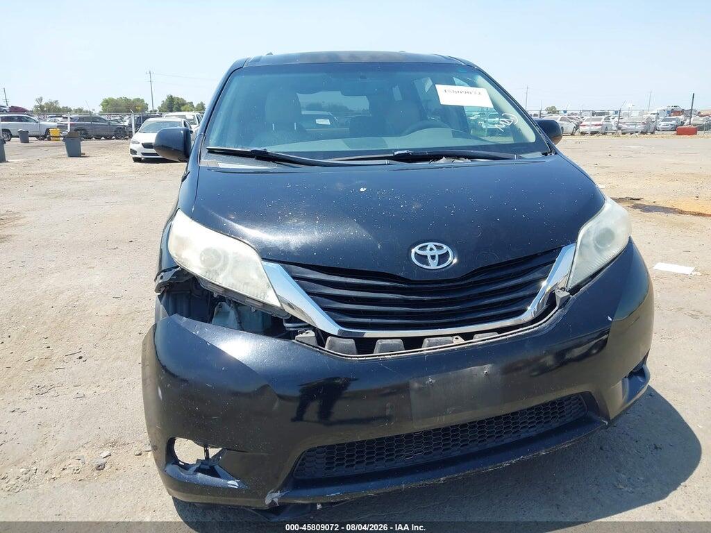 5TDKK3DC4BS076717 2011 TOYOTA SIENNA photo no. 6