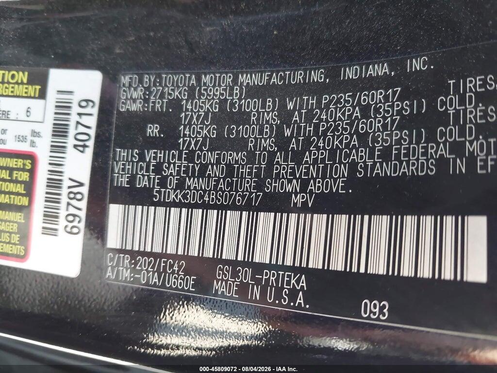 5TDKK3DC4BS076717 2011 TOYOTA SIENNA photo no. 9