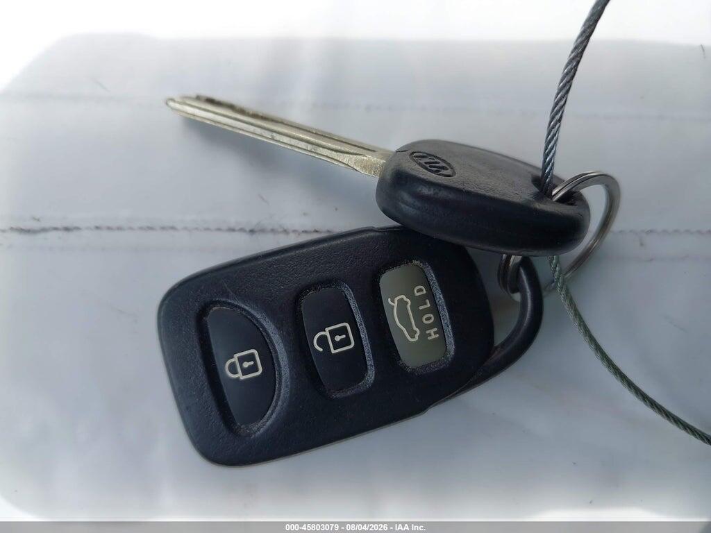 KNAGM4A71B5121905 2011 KIA OPTIMA photo no. 11