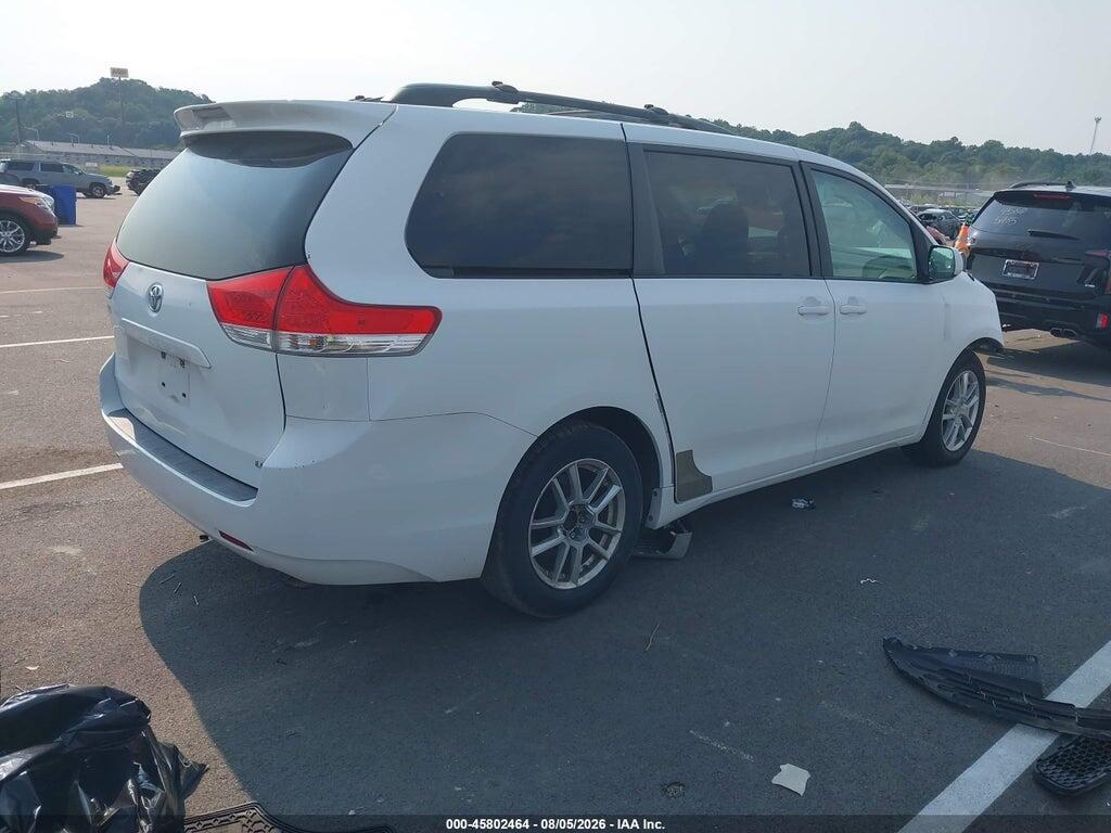 5TDKK3DC0BS166253 2011 TOYOTA SIENNA photo no. 4