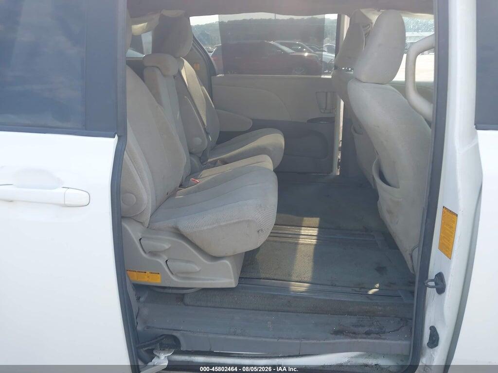 5TDKK3DC0BS166253 2011 TOYOTA SIENNA photo no. 8
