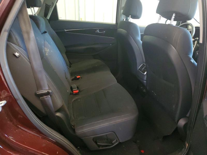 2017 KIA SORENTO LX — Фото 11 из 13