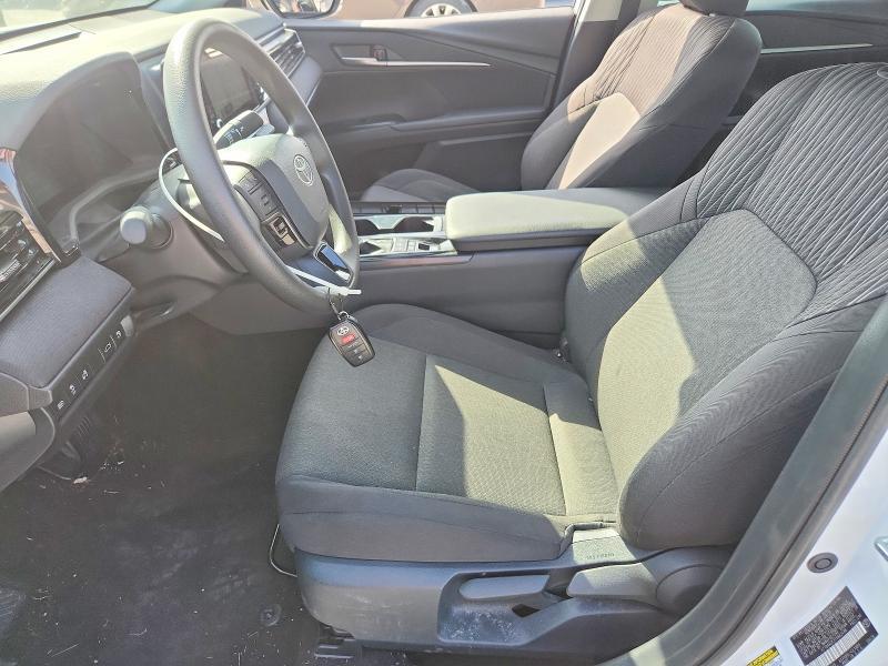 2026 TOYOTA CAMRY HYBRID LE — Фото 7 из 12